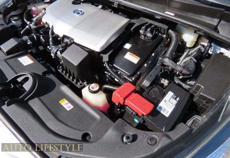 2018 Toyota Prius Three