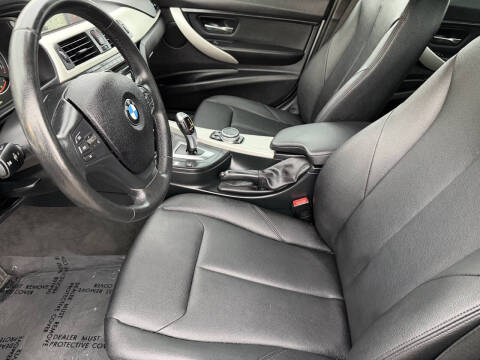 2017 BMW 3 Series 320i