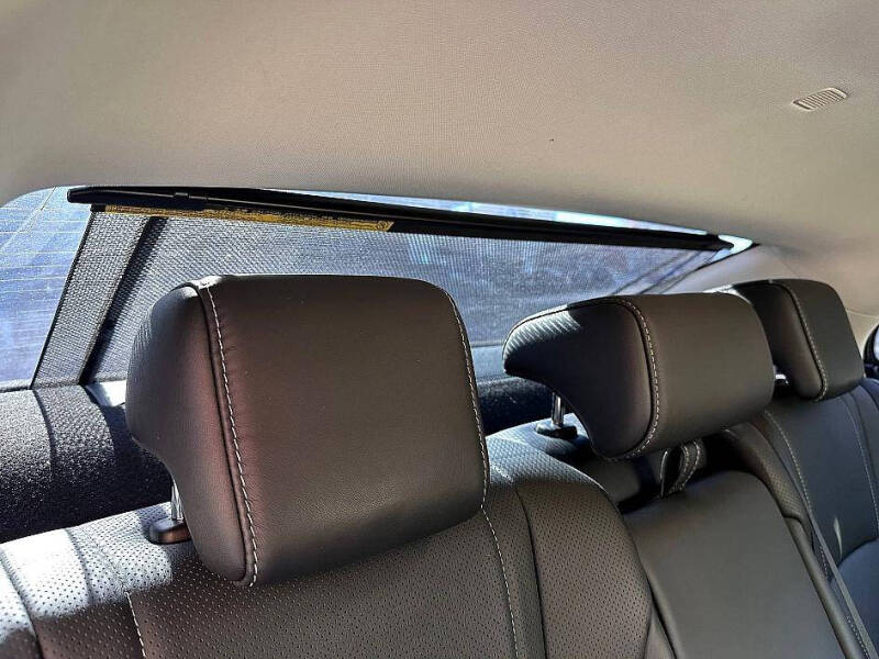 2021 Lexus ES 300h Ultra Luxury