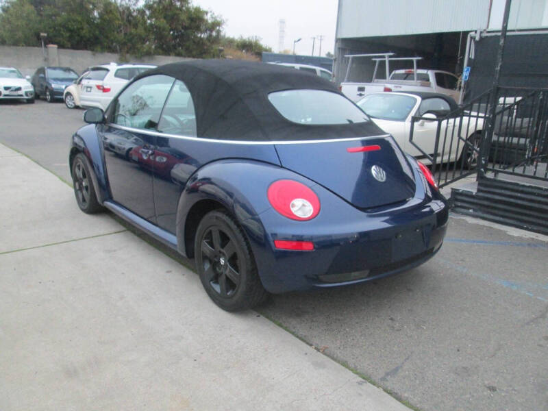 2006 Volkswagen New Beetle Convertible 2.5