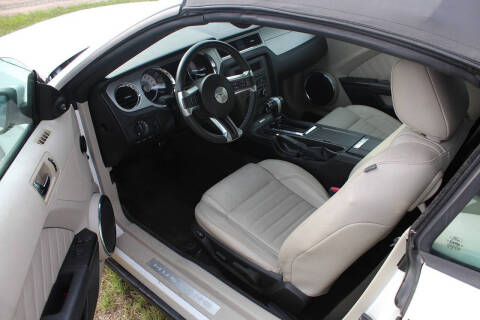 2011 Ford Mustang V6 Premium