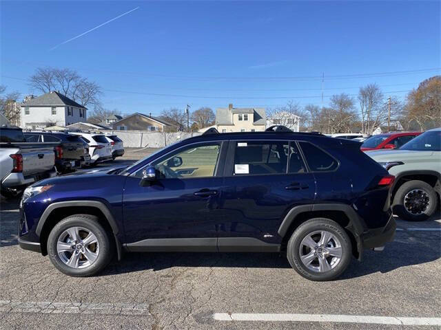 2025 Toyota RAV4 Hybrid XLE