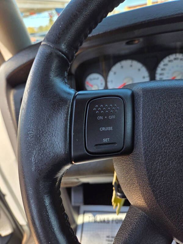 2005 Dodge Ram 1500 SLT