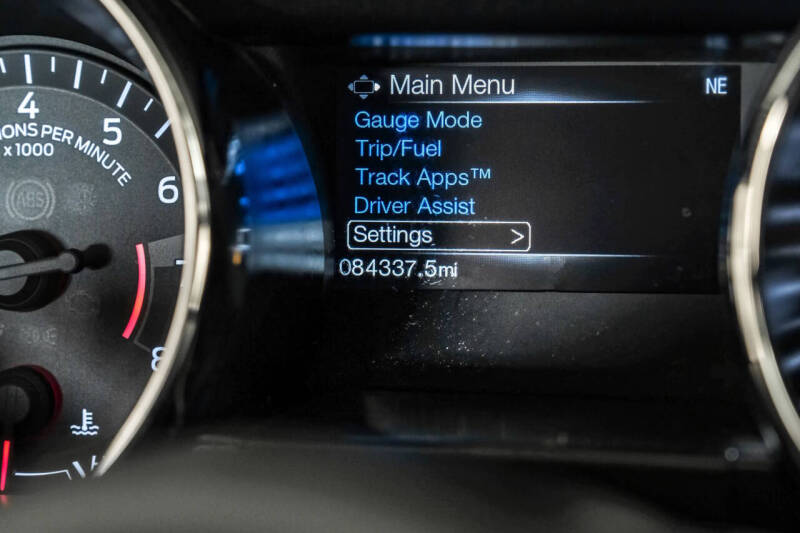 2017 Ford Mustang V6