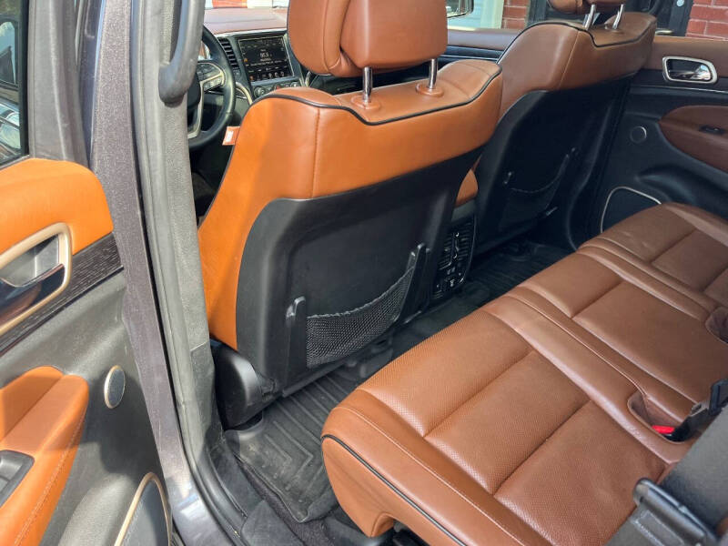 2016 Jeep Grand Cherokee Summit