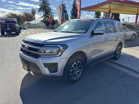 2024 Ford Expedition XLT