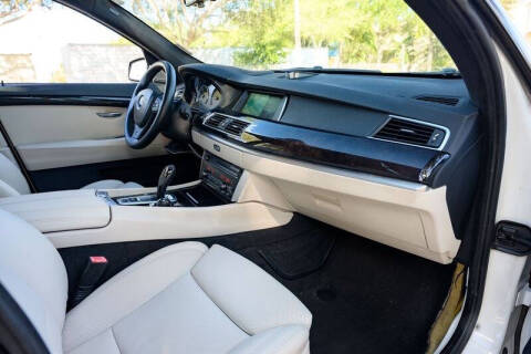 2013 BMW 5 Series 535i Gran Turismo