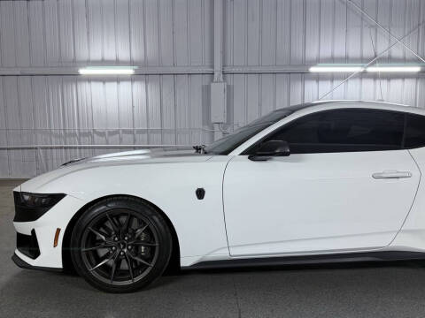 2024 Ford Mustang Dark Horse