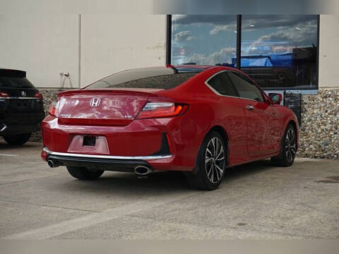 2017 Honda Accord EX-L w/Navi w/Honda Sensing