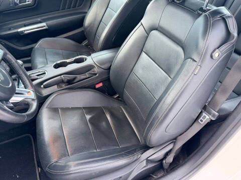 2017 Ford Mustang EcoBoost Premium