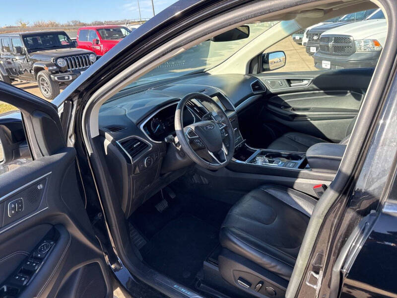 2019 Ford Edge Titanium