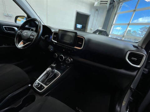 2020 Hyundai Venue SEL