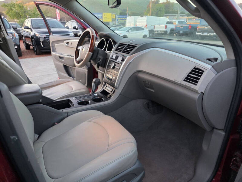 2011 Chevrolet Traverse LT