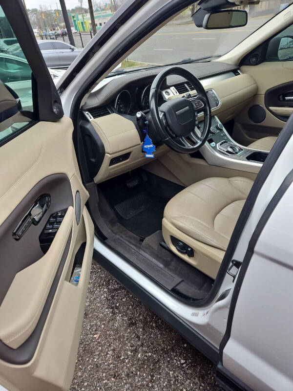 2017 Land Rover Range Rover Evoque SE