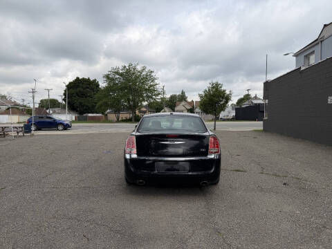 2013 Chrysler 300