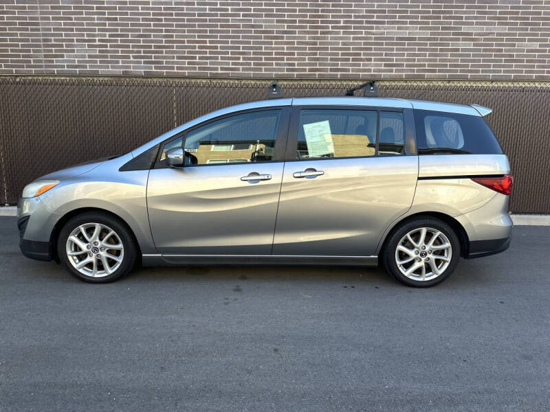 2013 Mazda MAZDA5 Touring