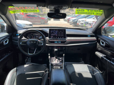 2025 Jeep Compass Trailhawk