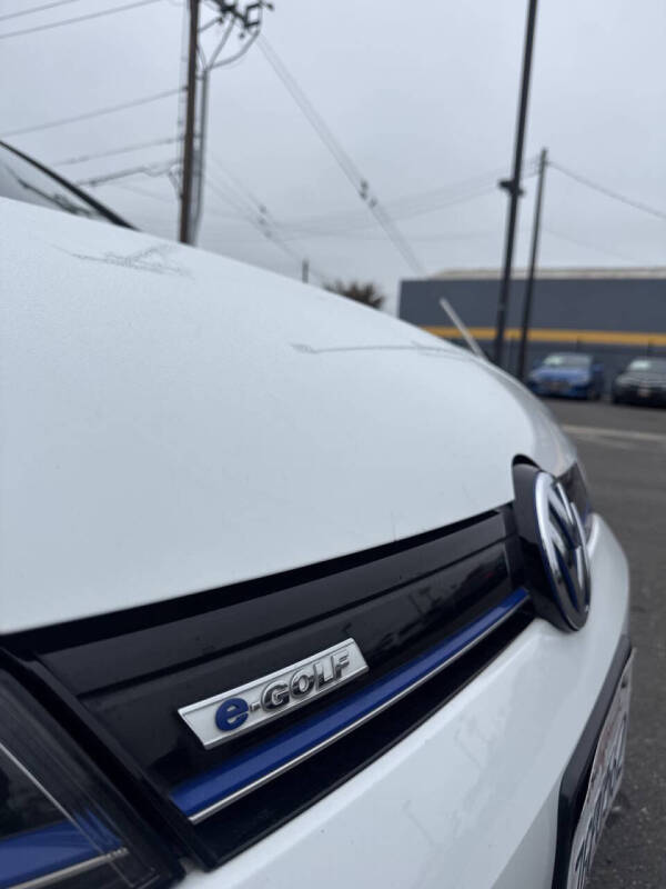 2015 Volkswagen e-Golf SEL Premium