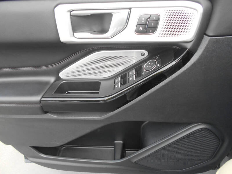 2022 Ford Explorer Platinum