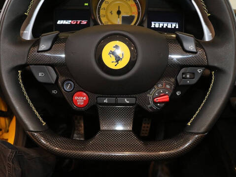 2021 Ferrari 812 GTS