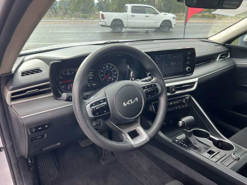 2022 Kia K5