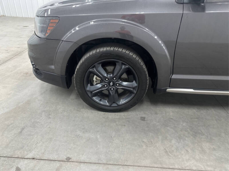 2020 Dodge Journey Crossroad