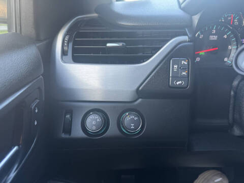 2017 GMC Yukon XL SLT