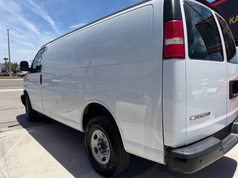 2018 Chevrolet Express 2500
