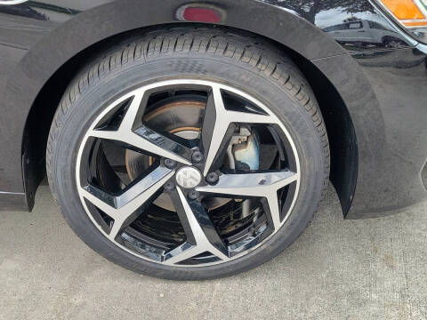 2022 Volkswagen Passat R-Line