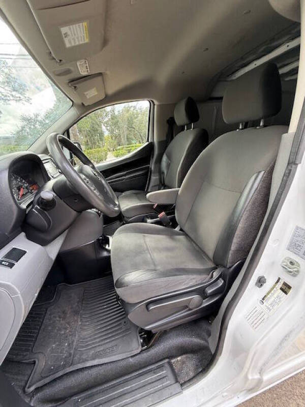 2019 Nissan NV200 S