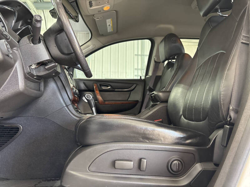 2014 Chevrolet Traverse LTZ