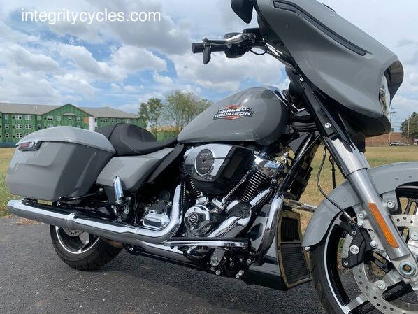 2024 Harley-Davidson Street Glide