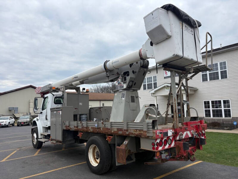 2007 Freightliner M2 106