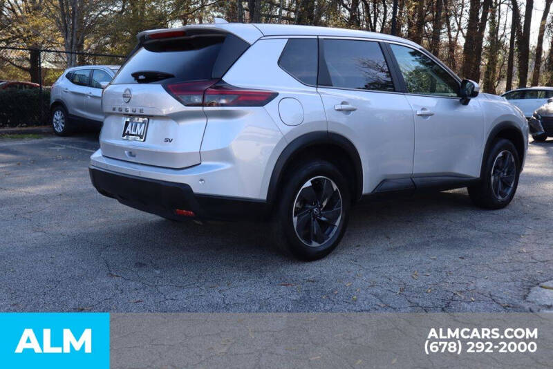 2024 Nissan Rogue SV