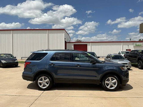 2018 Ford Explorer