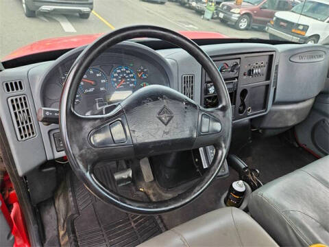 2002 International DuraStar 4300