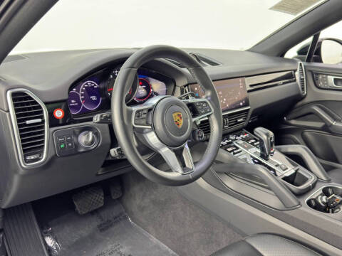 2022 Porsche Cayenne Coupe Platinum Edition