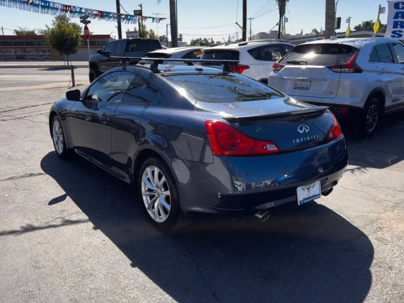 2011 Infiniti G37 Coupe x