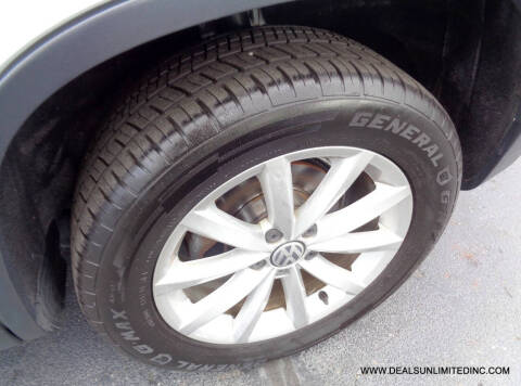 2017 Volkswagen Tiguan 2.0T Wolfsburg Edition 4Motion