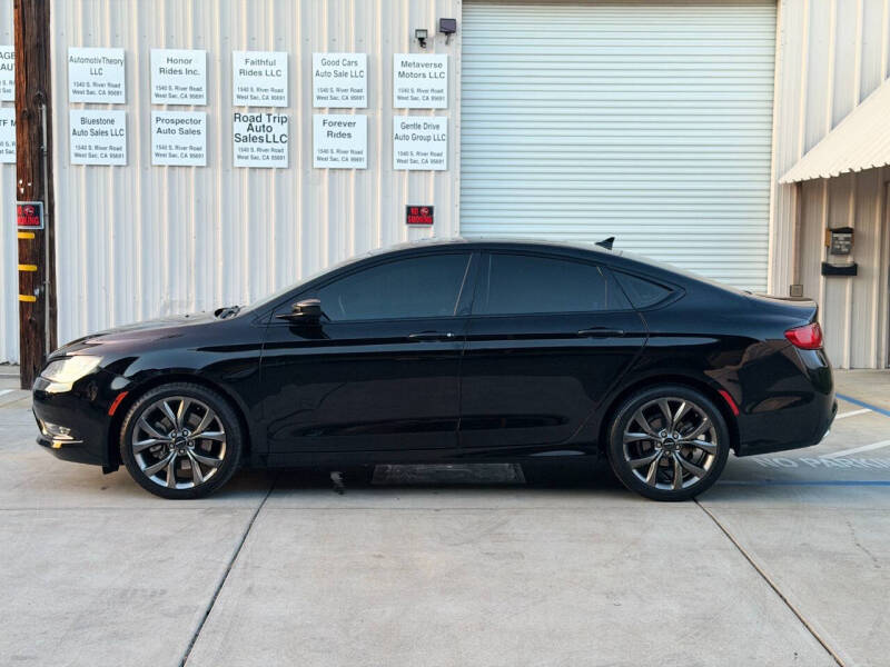 2015 Chrysler 200 S