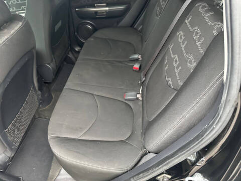2012 Kia Soul +