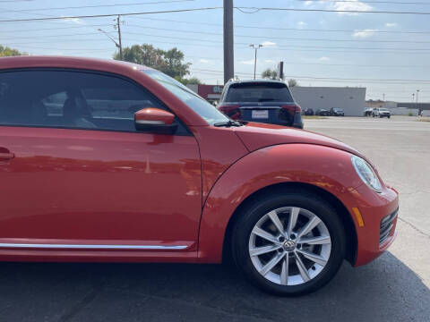 2018 Volkswagen Beetle 2.0T S