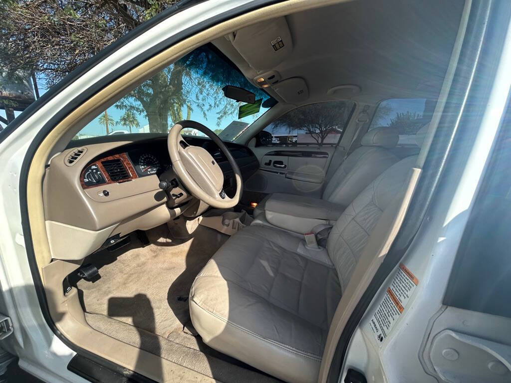 2000 Lincoln Town Car for sale at Big 3 Automart At Double H Auto Ranch in QUEEN CREEK, AZ