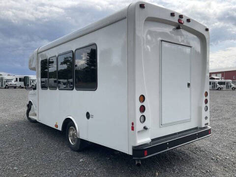 2022 Chevrolet Express 4500