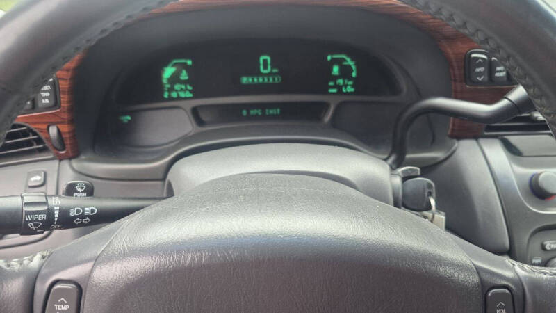 2004 Cadillac DeVille