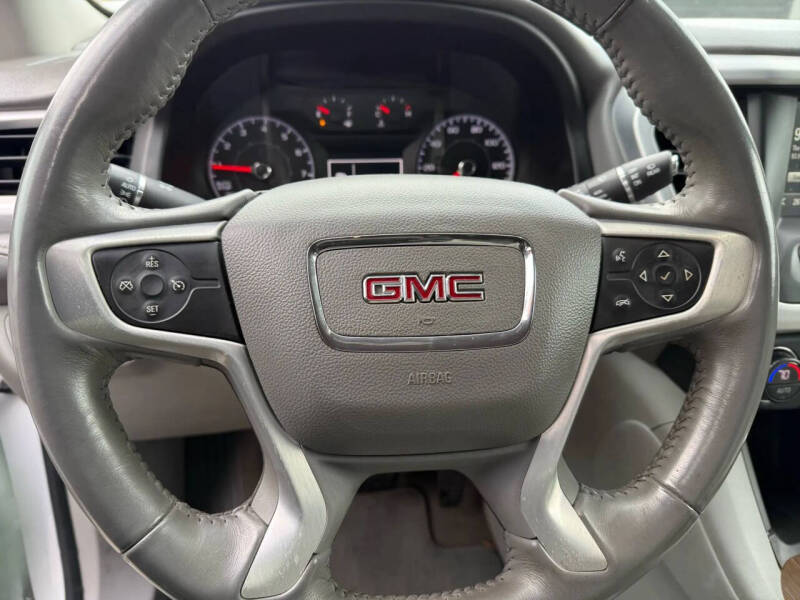 2017 GMC Acadia SLE-1