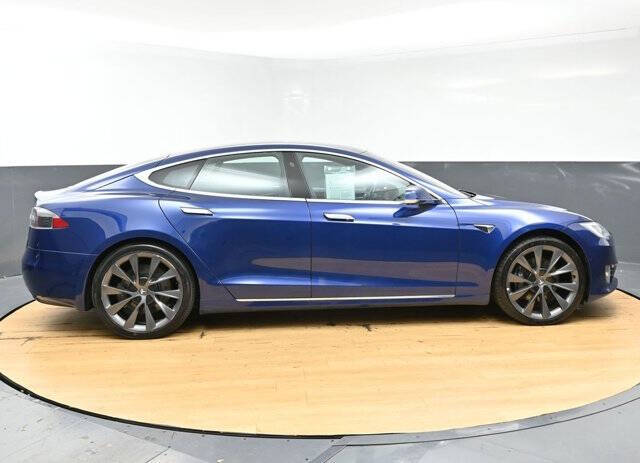 2019 Tesla Model S Standard Range