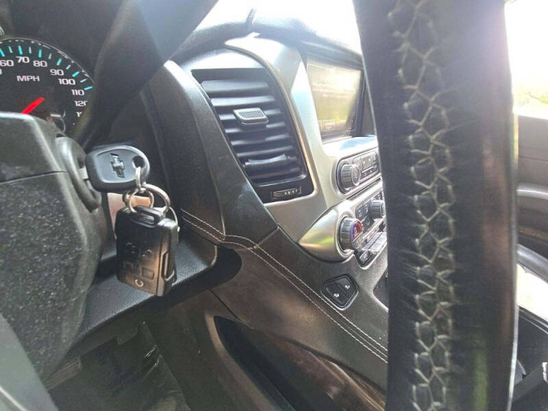 2019 Chevrolet Suburban LT