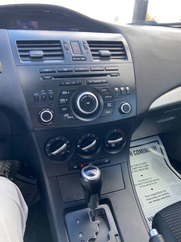 2012 Mazda MAZDA3 i Touring