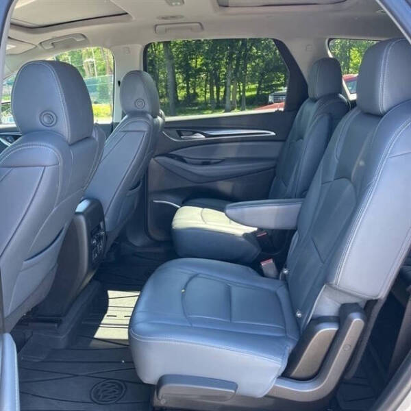 2021 Buick Enclave Essence